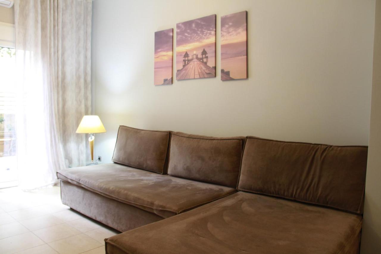 Apartment Maxim เอเธนส์ ภายนอก รูปภาพ